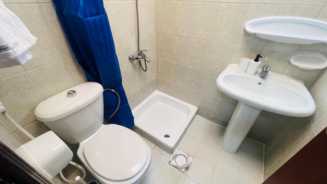 Newly Furnished Cozy One Bed Room Apartment 2 Bathroom City View Dubai Exterior foto